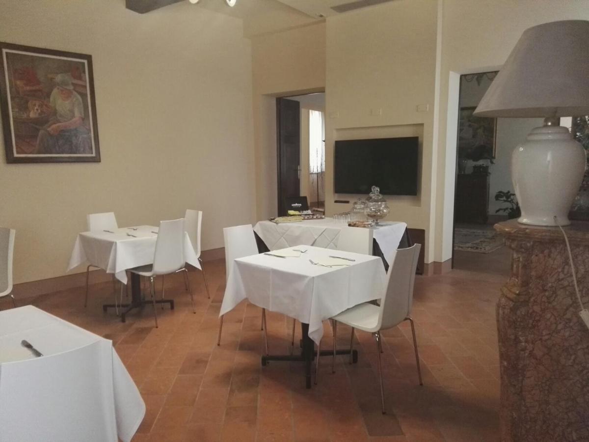 Locanda Al Portone 스칸디아노 외부 사진