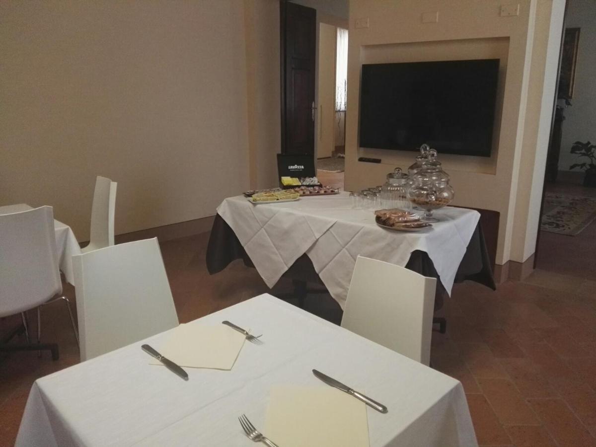 Locanda Al Portone 스칸디아노 외부 사진