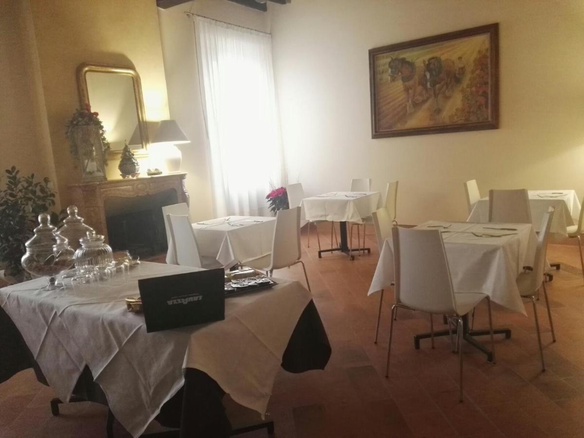 Locanda Al Portone 스칸디아노 외부 사진