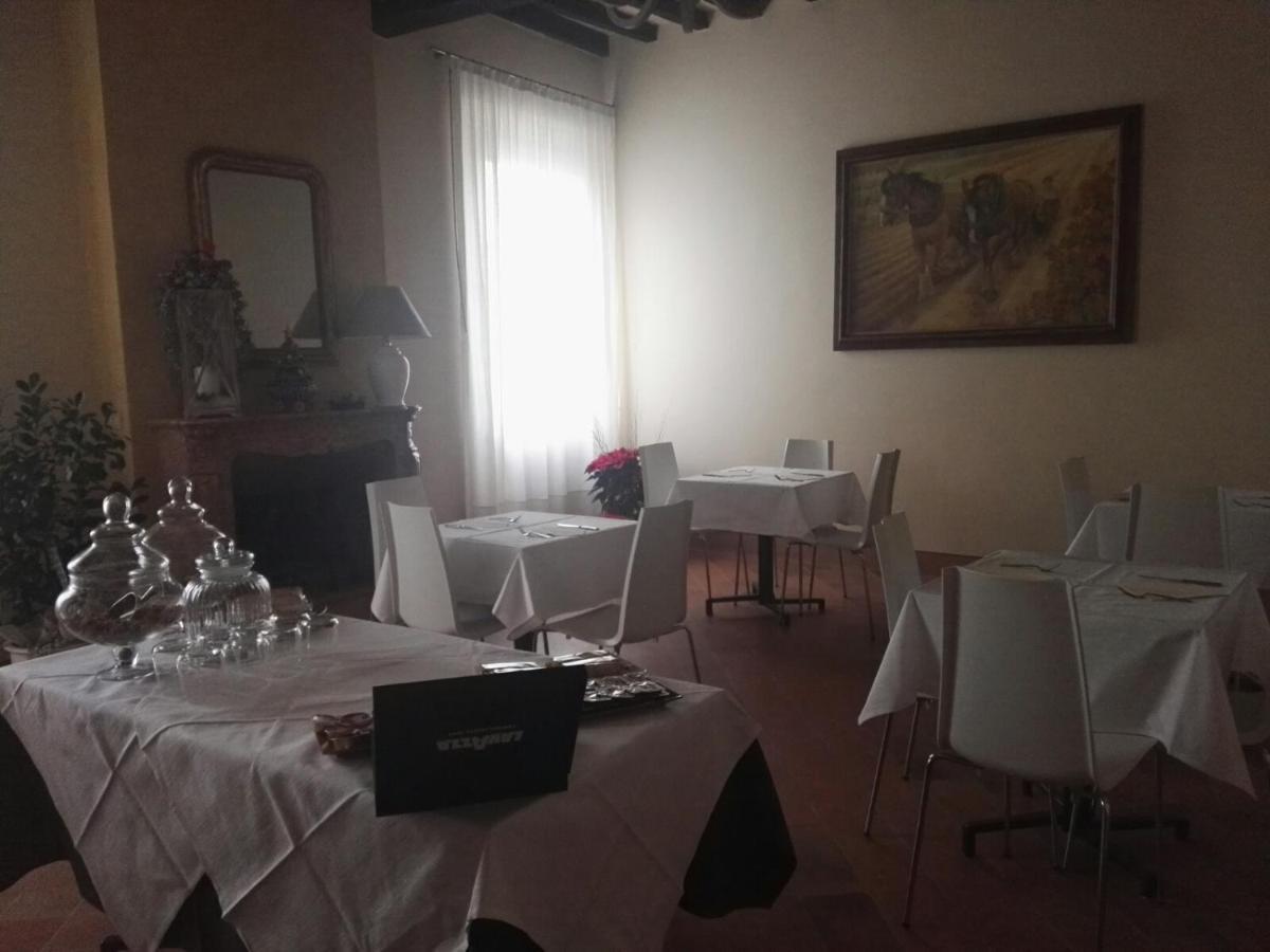 Locanda Al Portone 스칸디아노 외부 사진